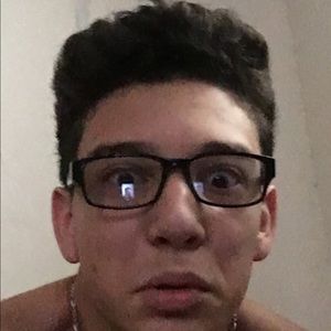 Meet your Posher, Evan